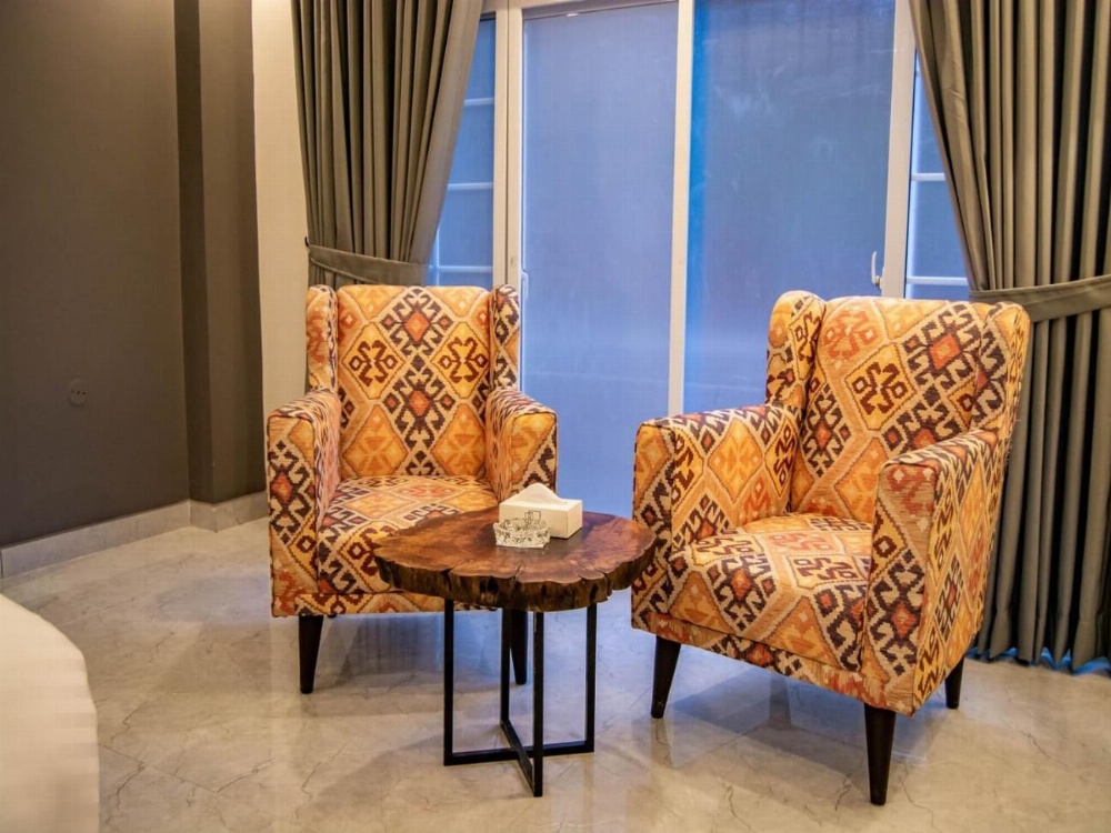 The Roomy Lodge, Murree Main image