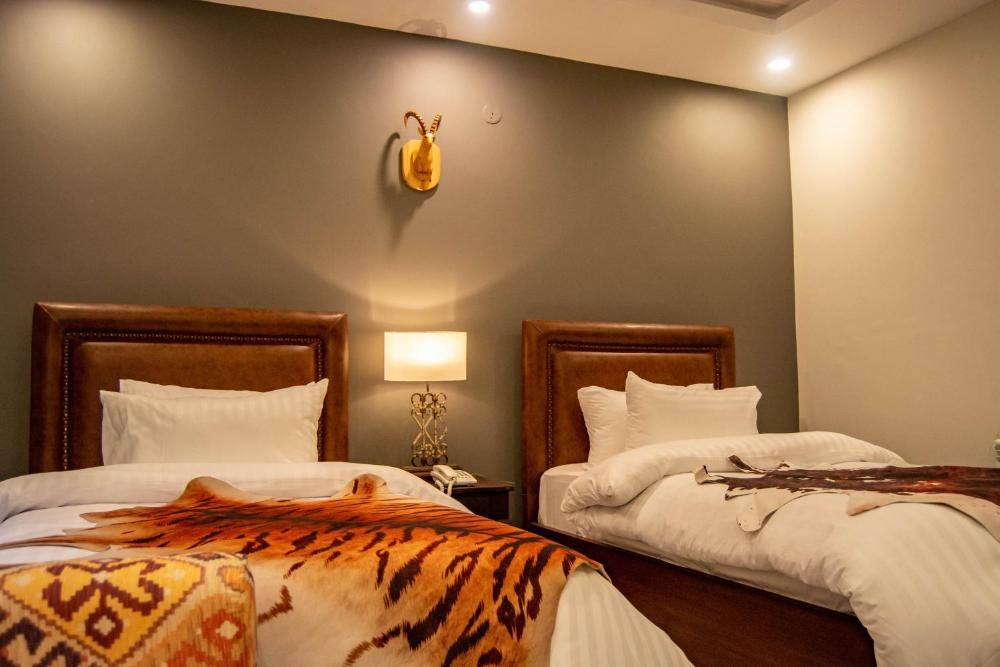 The Roomy Lodge, Murree